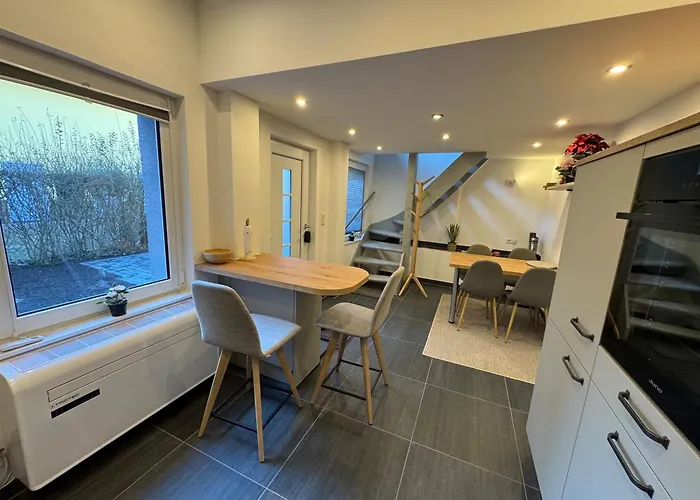 Апартаменты Dein Hideaway - Entdecken Und Geniessen Гримма